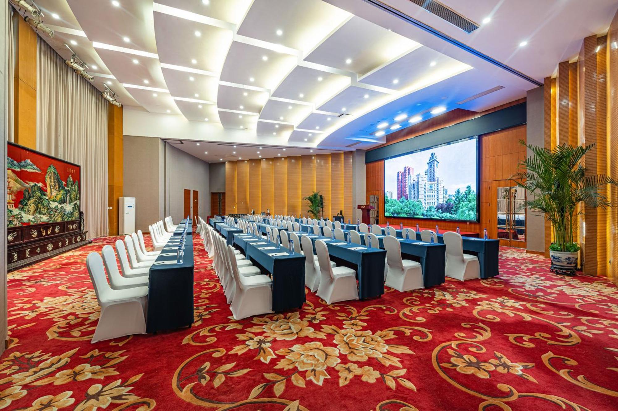 Beijing Feitian Hotel Exterior photo